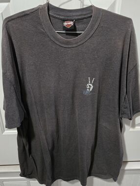 Harley-Davidson Vintage Black Short-Sleeve Tee with Peace Hand Graphic, 2X